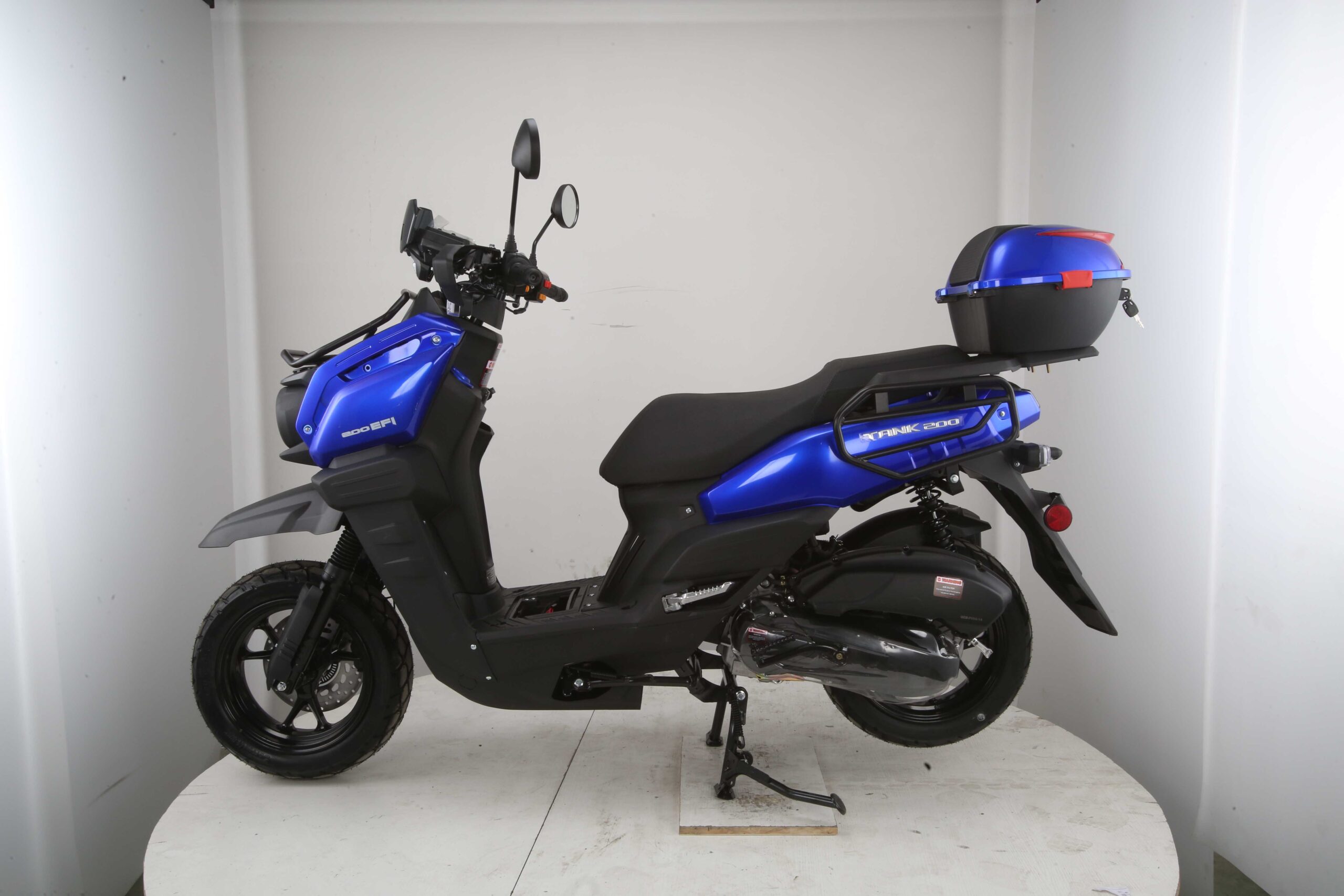 TANK 200 EFI (Gen 1)