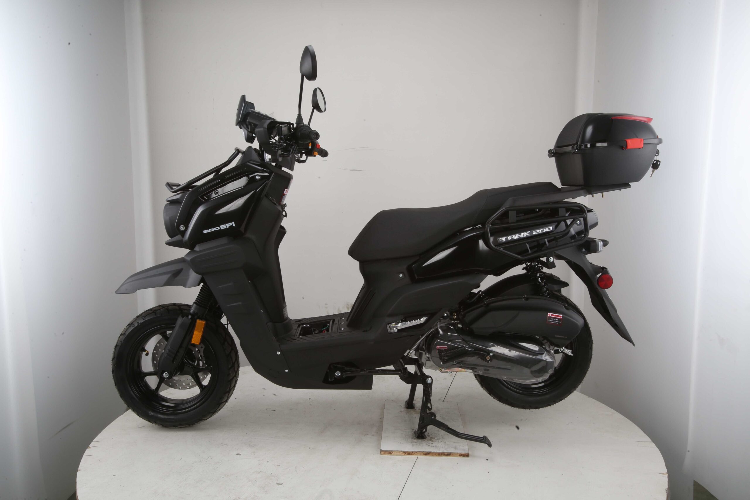 TANK 200 EFI (Gen 1)