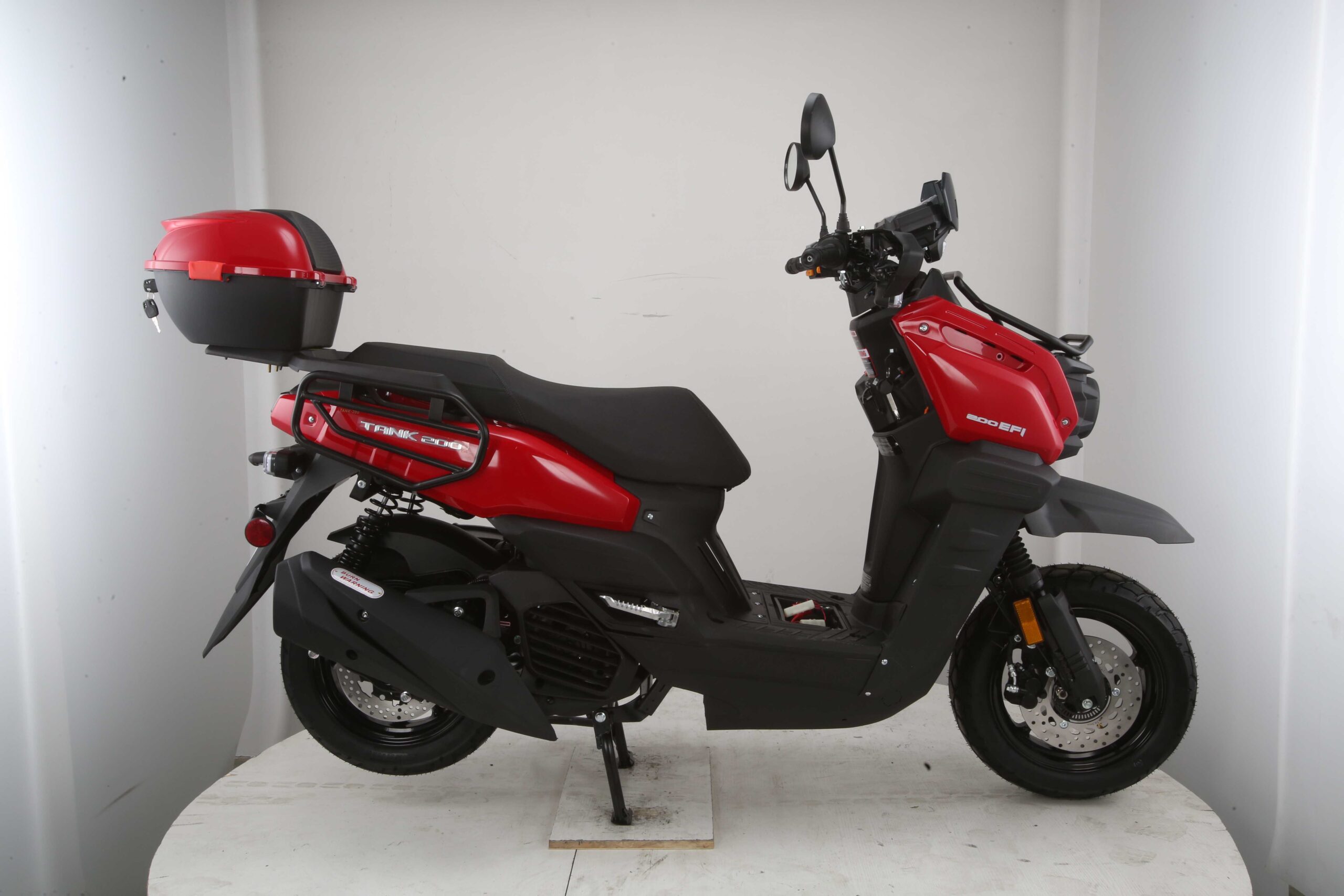 TANK 200 EFI (Gen 1)